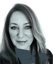 Tonya Spradlin's Instagram, Twitter & Facebook