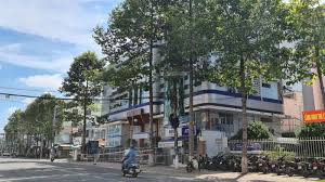 Về hành chánh, thành phố bao gồm 11 phường là: Tiá»n Giang Khá»Ÿi Tá»' Vá»¥ An Lay Lan Dá»‹ch Bá»‡nh Táº¡i Thanh Phá»' Má»¹ Tho
