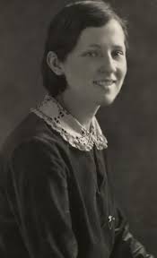 Dando, Minnie Hester