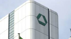 Die dresdner bank hingegen ist eine bank mit dem größten filialnetz in deutschland. Banken Dresdner Bank Reduziert Problemkredite Unternehmen Faz