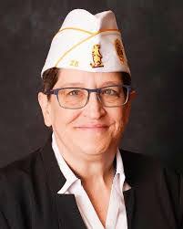 Cari Lamb's Instagram, Twitter & Facebook