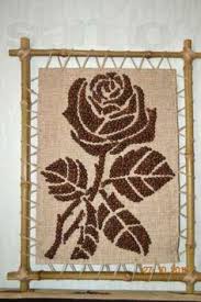 Jarrones en papel decorados con semillas. Manualidades De Semillas