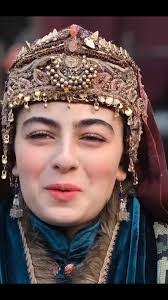 Fatima Winter's Instagram, Twitter & Facebook