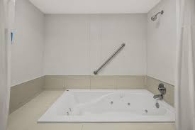 Hampton Inn Richmond Mechanicsville Mechanicsville Updated 2021 Prices Rooms at hampton inn richmond south offer a flat screen tv and air conditioning providing exceptional comfort and convenience, and guests can go online with free wifi. hampton inn richmond mechanicsville