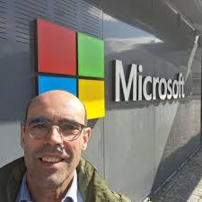 Starting today I am an Account Technology Strategist at Microsoft. Let the  adventure begin! 🚀 🎉