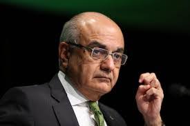 Raymond Chun's Instagram, Twitter & Facebook