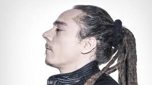 Le reggaeman neuchâtelois Junior Tshaka de retour sur scène