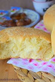 Epingle Sur Pate Levee