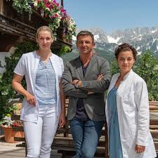 Eigentlich ist der bergdoktor alias hans sigl in puncto mode ein fels in der brandung! Der Bergdoktor Star Hans Sigl Gala Interview Zum 50 Geburtstag Gala De