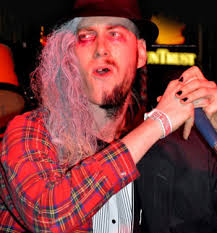 Gilligan's Going 'Skeetzo' with The Misfits