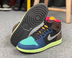 Reshoevn8r is the ultimate shoe cleaner for anyone who loves sneakers. Air Jordan 1 Bio Hack Baroque Brown Undefeated Dunk 555088 201 Release Date Info Sneakerfiles