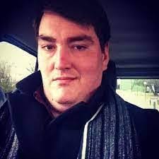 Adam Ries's Instagram, Twitter & Facebook