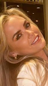 Donna Stankowski's Instagram, Twitter & Facebook