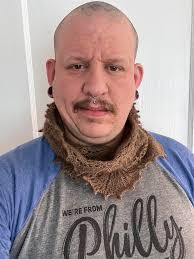 Gladys Weir's Instagram, Twitter & Facebook