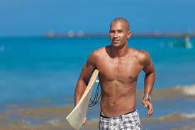 Homeboldbarber hair advicehow to look good with a bald head? How To Look Good Bald Be Confident As A Bald Man The Bald Brothers