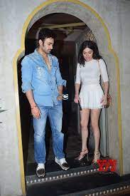 Divya khosla kumar on pearl v puri. Pearl V Puri And Divya Khosla Spotted At Juhu Gallery Social News Xyz