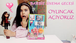 Barbie Ev Mobilyalari Oyuncak Aciyoruz Sinema Gecesi Barbie Oyunlari Barbie Oyuncak Ev Mobilyalari