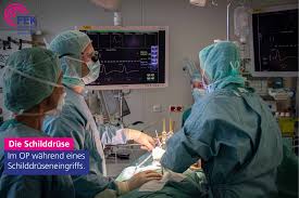 Friedrich Ebert Krankenhaus Neumunster Die Schilddruse Ein Kleines Organ Mit Grossen Aufgaben Teil 3 3 Op Schilddruseneingriff Eine Schilddrusen Op Ist Notwendig Wenn Krankhaftes Gewebe Entfernt Werden Muss Oder Auch Unklare Grosse Oder