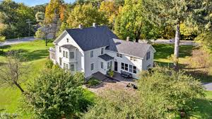 Roberts & Associates Realty, Inc