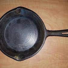 I could care less that its not a good piece of ci, it works very well for what its made for. Find More Small Vintage 6 Inch Cast Iron Skillet Frying Pan Made In Taiwan 5 For Sale At Up To 90 Off