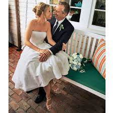 Romona Keveza Dresses Cheryl Hines For Her Wedding To Robert F Kennedy Jr On August 2 2014 Celebrity Weddings Romona Keveza Dress Cape Cod Wedding