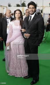 Indian Actress Aishwarya Rai And Her Husband Abhishek Bachchan Arrive At The International Indian Film Academy A Indian Actresses Actress Aishwarya Rai Dresses