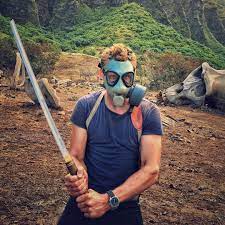 Tom hiddleston plays the very forgettable lead along with brie larson, jon goodman and samual l jackson. Tom Hiddleston Fashion Kong Skull Island Soldier Civilian And Adventurer 2017