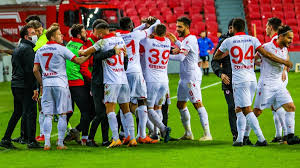 Bu maç öncesi bornova aziz kocaoğlu stadı'nda canlı yayındayız. Samsunspor Altay I Son Dakikada Yikti