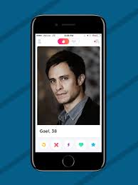 The issue reportedly began to surface around 1 am yesterday with the highest number of complaints reported at around 2:30 am. 3 Things You Should Add To Your Tinder Bio If You Re A Short Guy Gq