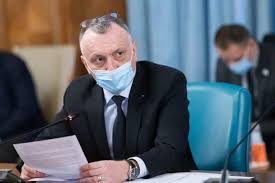 Acesta a devenit ministru al educației după ce fostul președinte pc, daniel constantin, a renunțat la funcția de vicepremier și a cerut în schimb acest portofoliu, ocupat până atunci de remus pricopie, ministru susținut de psd. Sorin Cimpeanu G4media Ro