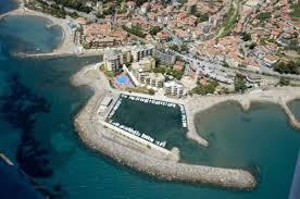 San lorenzo al mare is a comune in the province of imperia in the italian region liguria, located about 100 kilometres southwest of genoa and about 10 km west of imperia. Hotel Riviera Dei Fiori San Lorenzo Al Mare Imperia Buchen Sie Jetzt