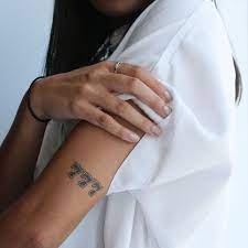 Jackpot Tattoo Semi Permanent Tattoos By Inkbox Minimalist Tattoo Lucky Tattoo Jackpot Tattoo
