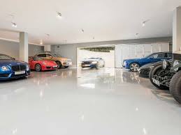 Attention To Detail Makes This English Country Estate A Gem Luxury Garage Mansions Luxury Luxury Homes Dream Houses