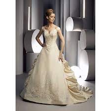 Sweetheart Embroidered Champagne Gold Color Wedding Dresses With Long Train Jpg 800 800 Wedding Dresses Champagne Color Dress Colored Wedding Dress