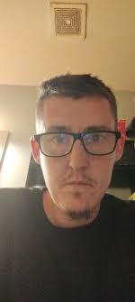 I have a year left looking for friendship and companionship I'm 33 three  kids no baby mama drama at all form Haiti but grew up in Florida/Richmond  va, I do tattoos,paint cars