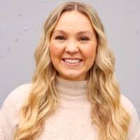 Hayley Quist's Instagram, Twitter & Facebook