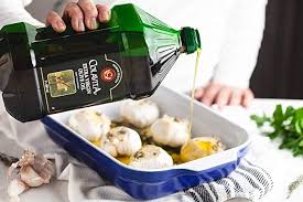Amazon Com Colavita Extra Virgin Olive Oil 68 Fl Oz Grocery Gourmet Food Celebrity Chefs Gourmet Recipes Chef
