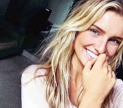 Brooke Lynne's Instagram, Twitter & Facebook