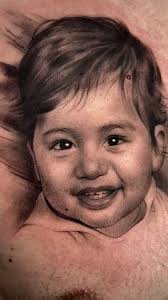 Portréty na břicho nedělám moc často, tady už jinde místo nezbylo 😁  každopádně za výdrž (5hod) mockrát děkuji Jan Polly Polášek, žádná sranda  si tohle...