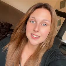 A hanging gorilla lounger! 👏👏  https://inspiringdesigns.net/hanging-animal-shaped-loungers/