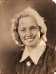 KATHLEEN EMMENS, 77, WORKED AT RHS** Kathleen Emmens (nee McDonnell), 77,  of Ridgefield CT, wife of Albert C. Emmens, died