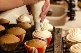 Kremy Na Cupcakes Recipe Cream Cheese Frosting Easy Desserts Fun Desserts