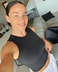 A ringben vadul meg igazán a szexi ausztrál ketrecharcos