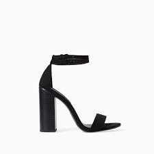 Ankle Strap Zara Black Sandals Image 1 Of Block Heel Strappy Sandal With Ankle Strap From Zara Com Imagens Sapatos Pulseiras Zara