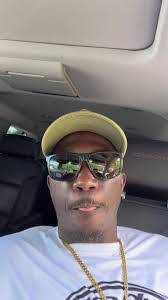 Carmen Mcduffie's Instagram, Twitter & Facebook