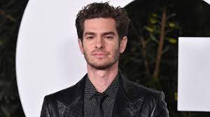 Andrew Garfield Net Worth 2021 Spider Man No Way Home Salary Stylecaster