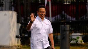 Budi gunadi sadikin, who heads the country's task force for national economic recovery, was appointed as health minister to replace terawan agus putranto, widodo said in a speech tuesday. Dari Wamen Bumn Budi Gunadi Sadikin Kini Jadi Menkes