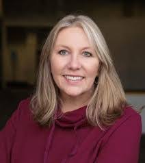 Christina Skinner's Instagram, Twitter & Facebook