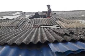 Sehingga tercipta sebuah terobosan baru atap pengganti asbes dengan harga yang ekonomis dan kualisat sangat kuat. Risiko Mematikan Rumah Atap Asbes Picu Asbestosis Dan Kanker Semua Halaman Grid Health