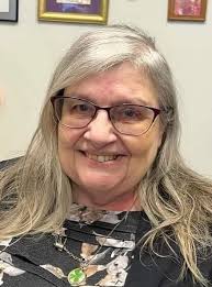 Louella Forbes's Instagram, Twitter & Facebook